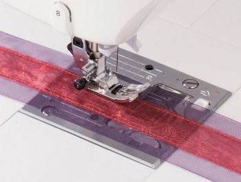 Maszyna do szycia JUKI HZL-F300