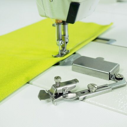 EGMG Prowadnik krawędziowy uniwersalny, mocowany na magnes