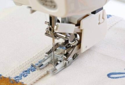 Stopka z górnym transportem i prowadnikiem 200311003 JANOME