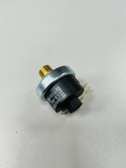 Czujnik ciśnienia (regulator ciśnienia) do 4 bar 1/8" GZ"