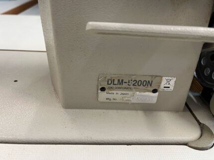 Stebnówka JUKI DLM5200N z odkrawaczem