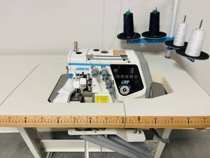 Owerlok JACK C7-4 URUS z AI