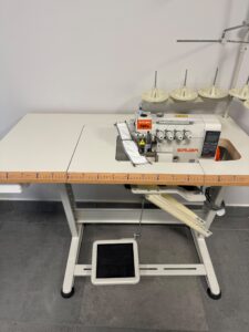 Owerlok Siruba 747N 4-nitkowy automat najnowszy model